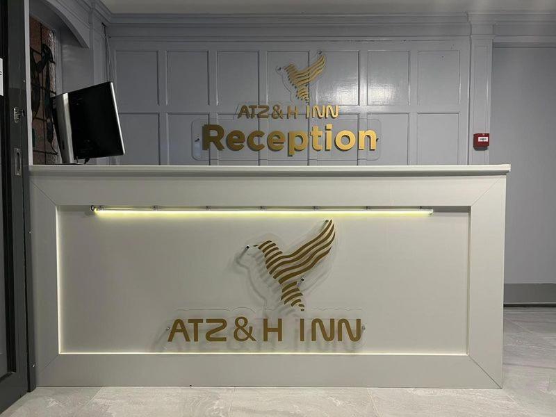 Atz&H Inn Luton  Exterior foto